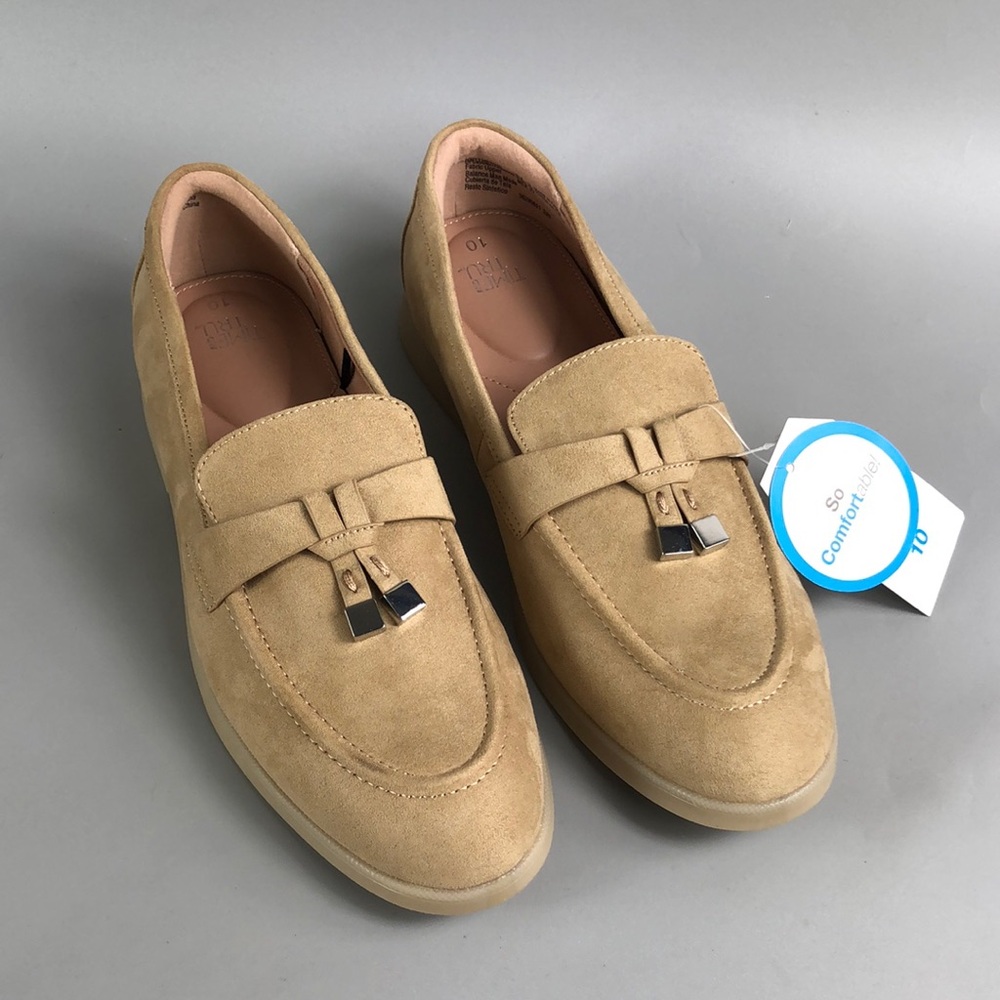 Time and True Women's Suede Tassel Loafers in Tan Size 10